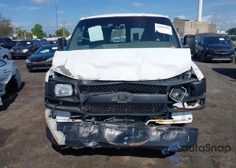 2011 Chevrolet Express G2500 Work Van из США, поврежденный, VIN 1GCWGFFA4B1116453